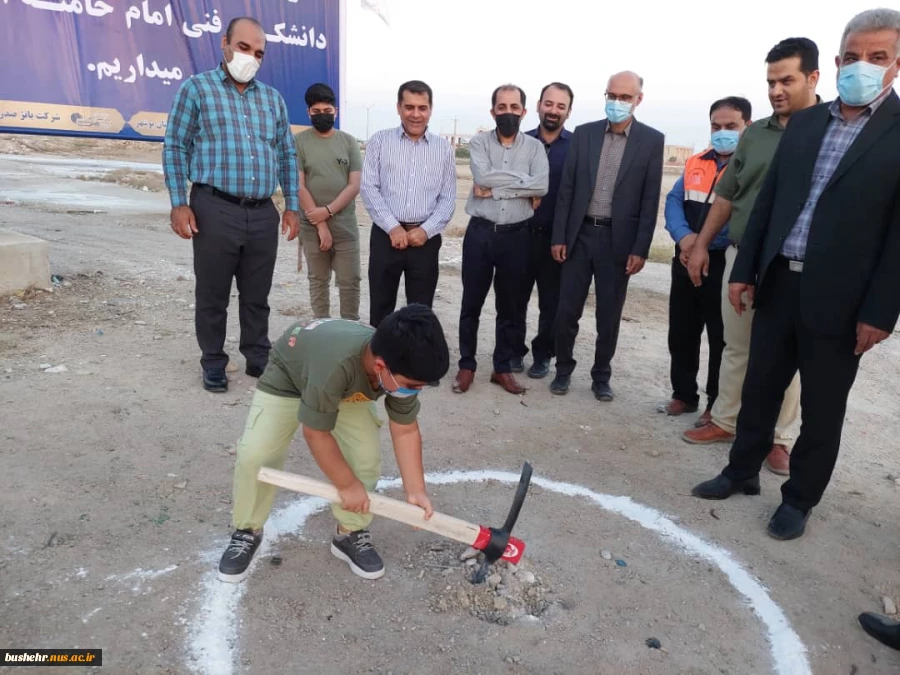 در آخرین روز از هفته دولت صورت گرفت :
آغاز عملیات اجرایی احداث پل عابر پیاده دانشکده فنی و حرفه ای امام خامنه ای (مدالظه العالی) بوشهر 7