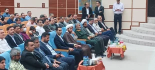 مراسم گرامیداشت مقام استاد و تجلیل از استادان سرآمد آموزشی و نمونه بسیجی در دانشگاه ملی مهارت استان بوشهر برگزار شد 16