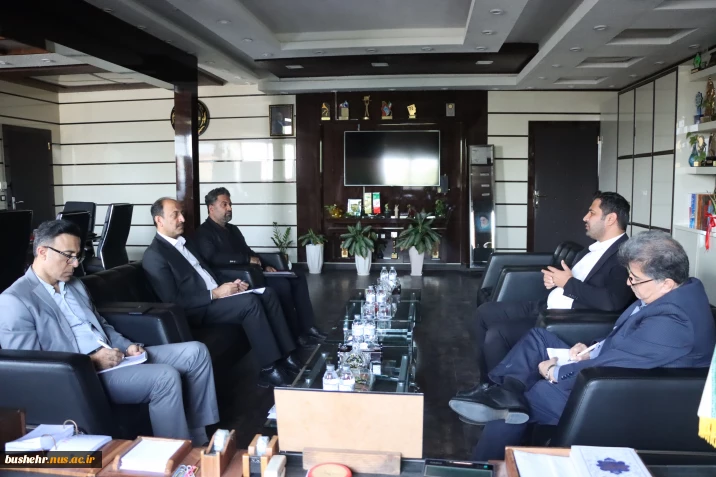 با حضور دکتر احسان بهمیاری و غلامرضا دانش‌فر برگزار شد:
نشست هم‌اندیشی میان دانشگاه ملی مهارت و اداره‌ کل آموزش‌ و پرورش استان بوشهر