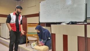 برگزاری کارگاه آموزشی ضمن خدمت توانمندسازی کارکنان دانشگاه ملی مهارت(آموزشکده پسران بوشهر-آوزشکده دختران بوشهر-آموزشکده پسران کنگان) با عنوان "کمک‌های اولیه و CPR "با همکاری جمعیت هلال‌احمر استان بوشهر 4