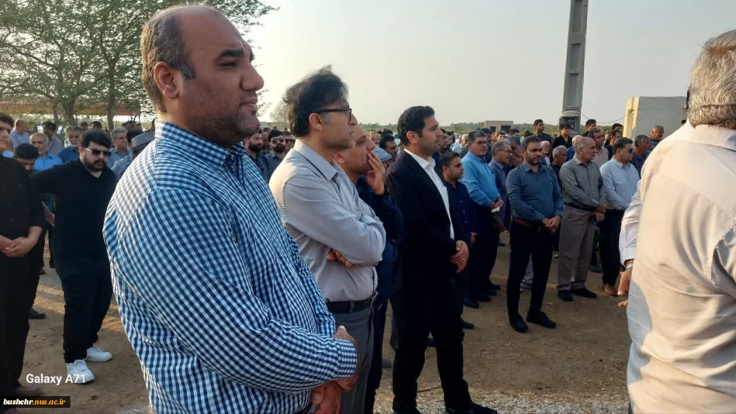 حضور ریاست و جمعی از مسئولان آموزشکده ملی مهارت پسران بوشهر در مراسم تشییع و تدفین پیکر امیرحسین کره بندی